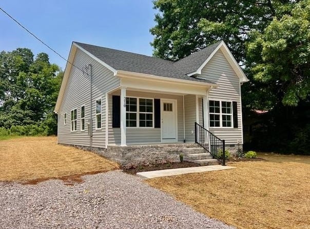 210 Fairview Avenue, Franklin, KY 42134