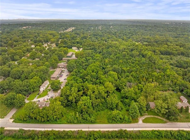 8910 E Bannister Road, MO 64138
