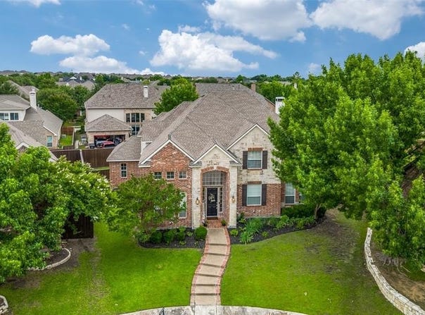 8201 McKenzie Court, Frisco, TX 75036