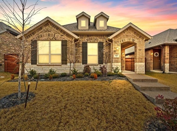 1913 Kit Fox Run, Mesquite, TX 75181
