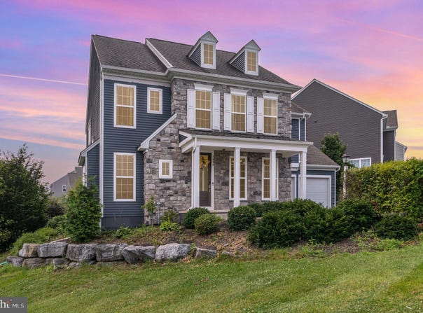 1434 MOLLYS RUN, MECHANICSBURG, PA 17055