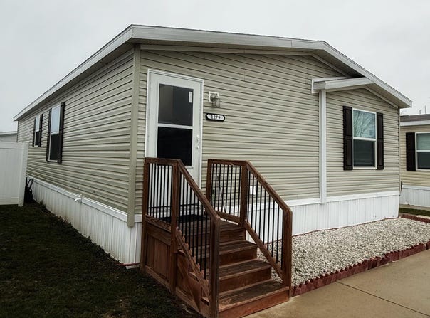 1279 Beacon Hill Court, Mt Pleasant, MI 48858