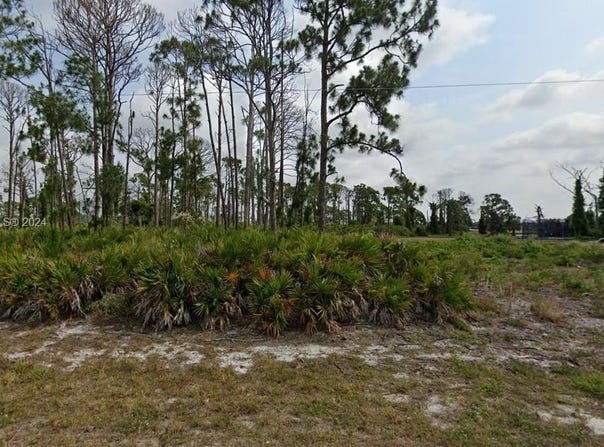 8 MAST DR, Port Charlotte, FL 33946
