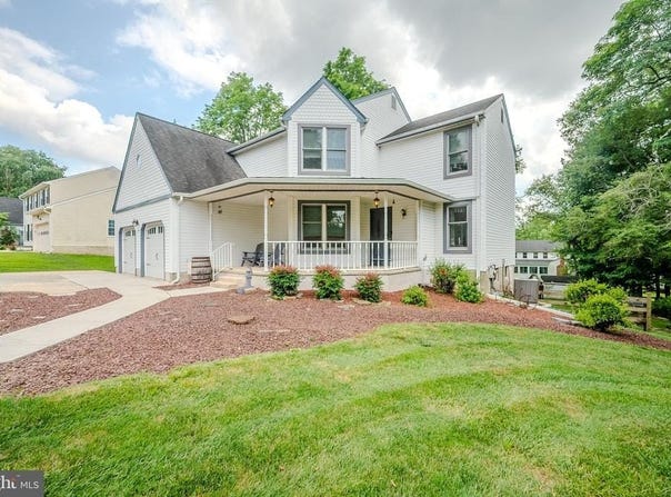 19 E MILL STATION DR, NEWARK, DE 19711