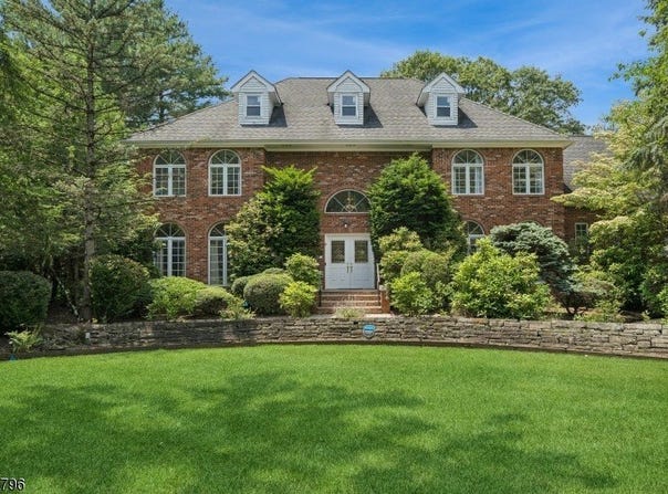 17 N Ridge Rd, Denville Twp., NJ 07834-3810