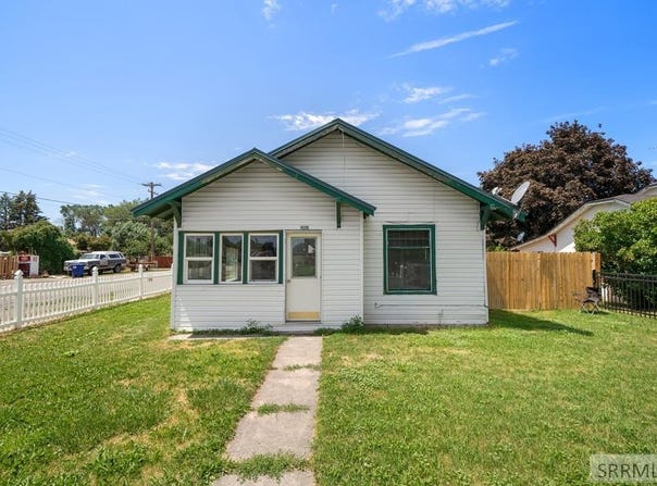 405 1st W, Ririe, ID 83443