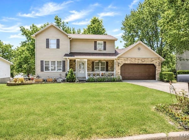 1002 Pheasant Hill Drive, Rolla, MO 65401