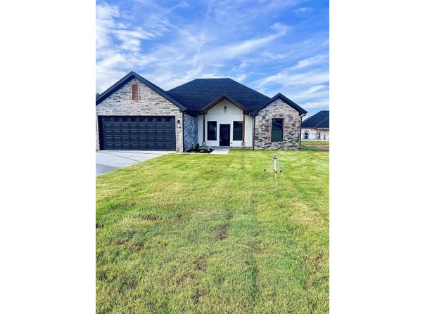 10 Morning Sun Cove, Greenbrier, AR 72058
