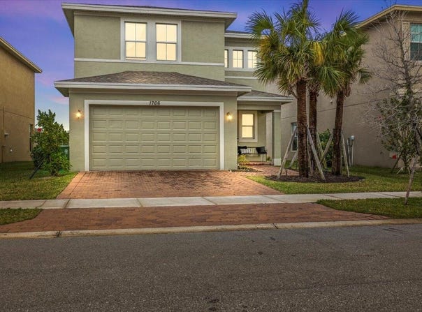 1766 NW Cataluna Circle, Port Saint Lucie, FL 34986