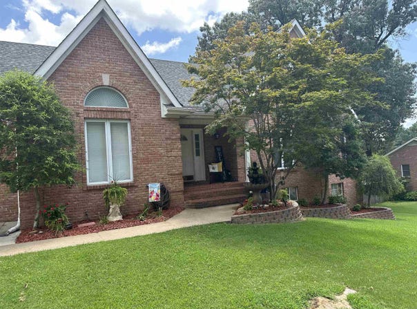 1001 Summerhill Drive, Paragould, AR 72450-9999