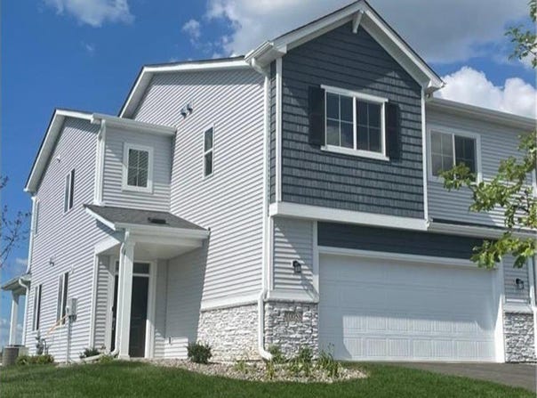 10058 32nd Street NE, Saint Michael, MN 55376