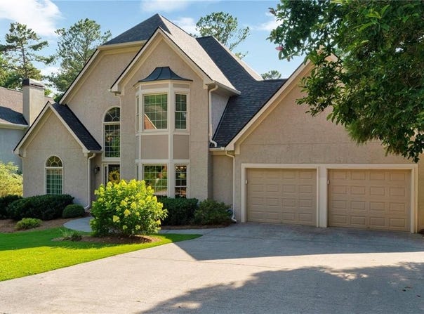 1313 Fallsbrook Terrace NW, Acworth, GA 30101