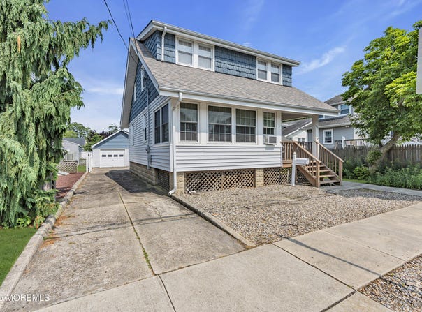 404 Saint Louis Avenue, Point Pleasant Beach, NJ 08742