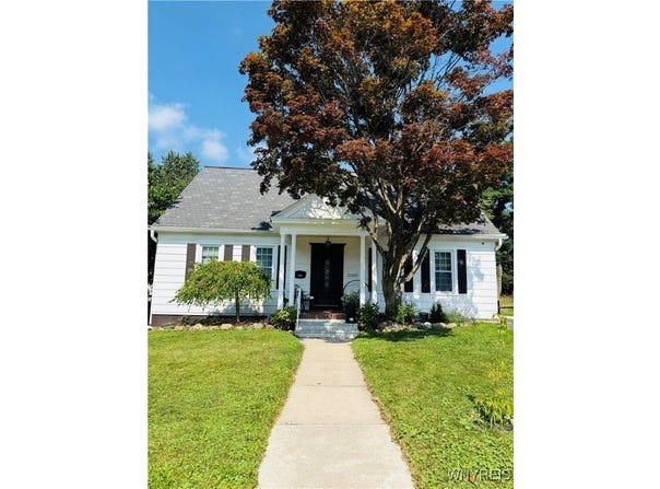 2660 Edgewood Road, Utica, NY 13501