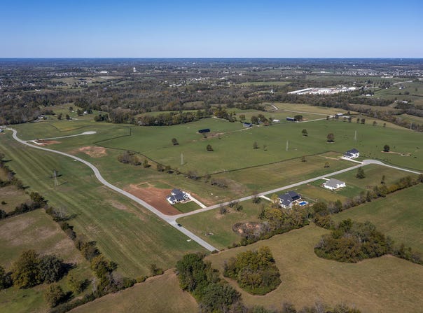 216 Murph Pass, Wilmore, KY 40390