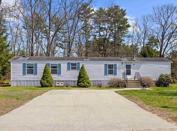 6 Adams Street, Epsom, NH 03234