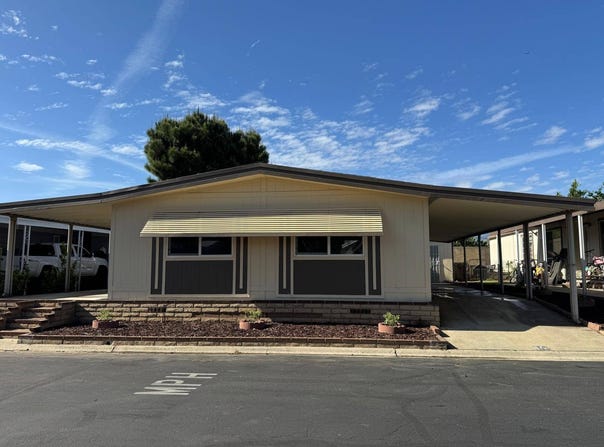 1601 S Garey Ave Spc 16, Pomona, CA 91766
