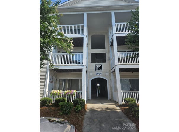 3944 Town Center Road, Harrisburg, NC 28075