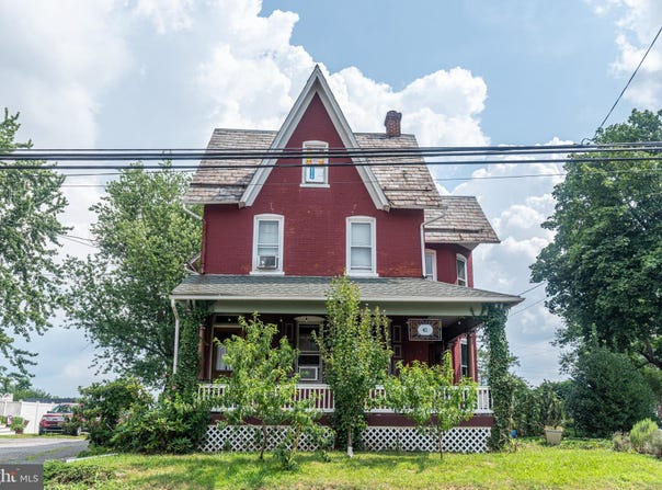 41 N MAIN STREET, TRUMBAUERSVILLE, PA 18970
