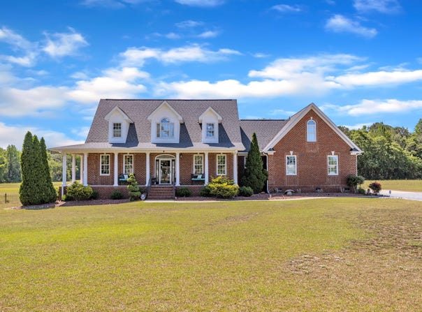 5595 Godwin Lake Road, Benson, NC 27504