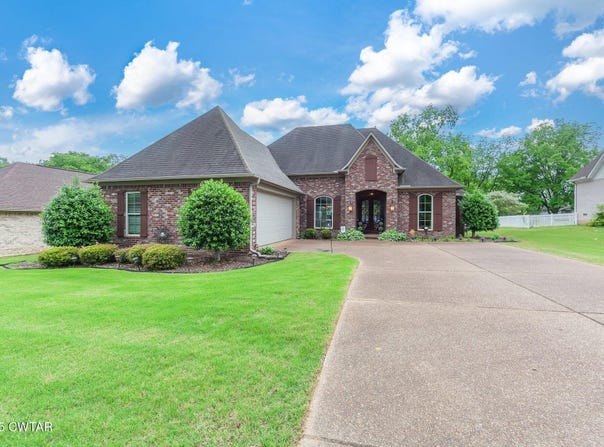 316 Meadow Brook Drive, Henderson, TN 38340