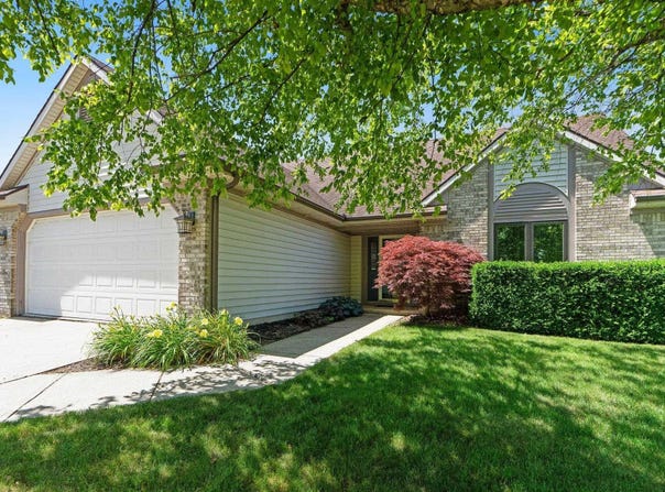9502 Sail Wind Drive, Fort Wayne, IN 46804