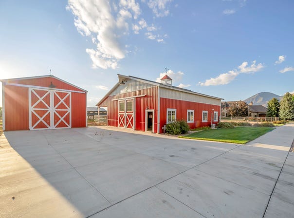 748 E SIERRA VIEW Dr S, Mapleton, UT 84664