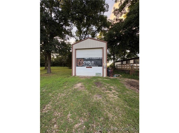 187 North State 7 Highway, Camdenton, MO 65020