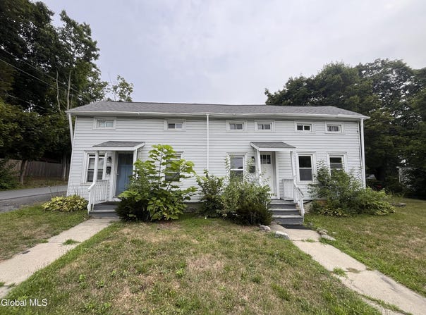 32 Burgoyne Street, Schuylerville, NY 12871