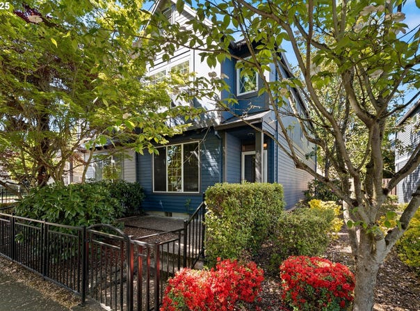 1015 SE TAMANGO ST, Hillsboro, OR 97123
