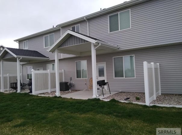 55 Cedar Lane, Malad, ID 83252