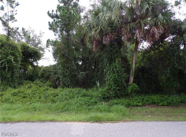 20404 Wingate Avenue, Port Charlotte, FL 33954