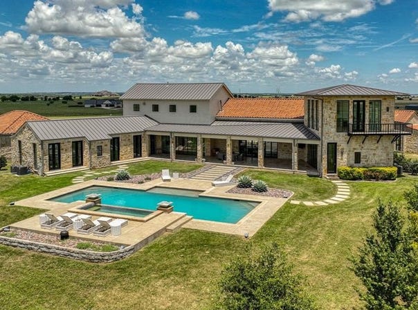11802 E Rocky Creek Road, Crowley, TX 76036