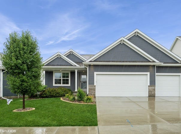 2401 E 50th Street, Des Moines, IA 50317