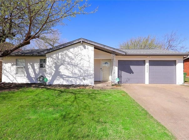 6955 Crabtree, North Richland Hills, TX 76182