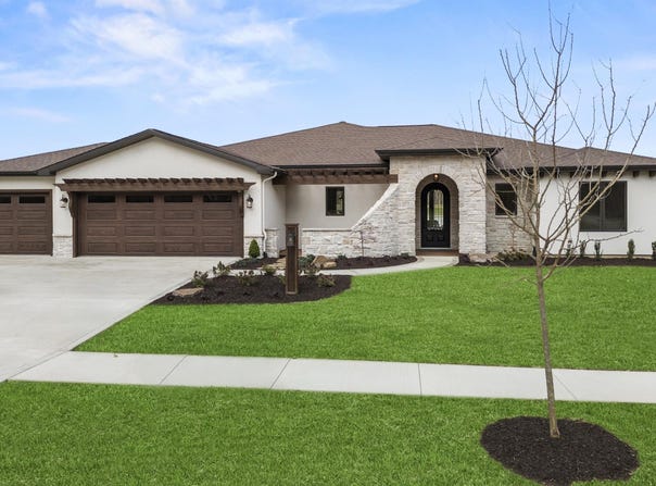 8646 Artemis Lane, Fort Wayne, IN 46825