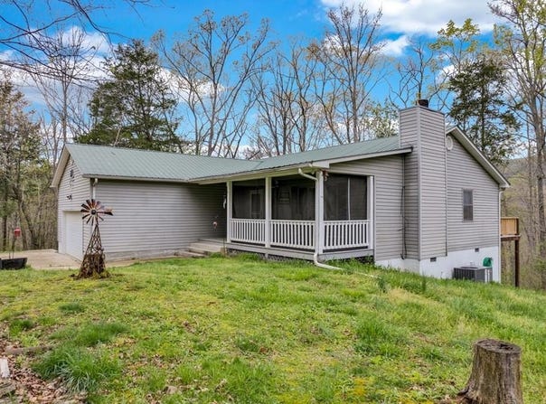 108 W Bobcat Ln, WILDER, TN 38589
