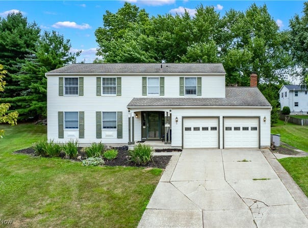 883 Lancaster Drive, Medina, OH 44256