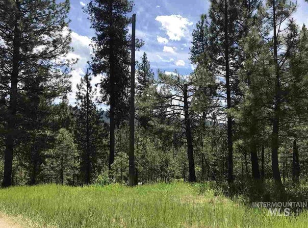 Card Creek, Casey Estates#3 lot: 2, Garden Valley, ID 83622