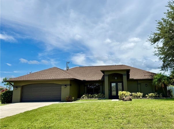 1319 SW 34th Terrace, Cape Coral, FL 33914