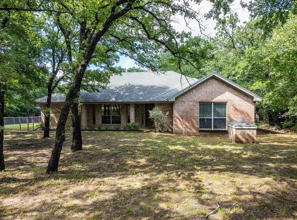 391 County Road 4929, Newark, TX 76071