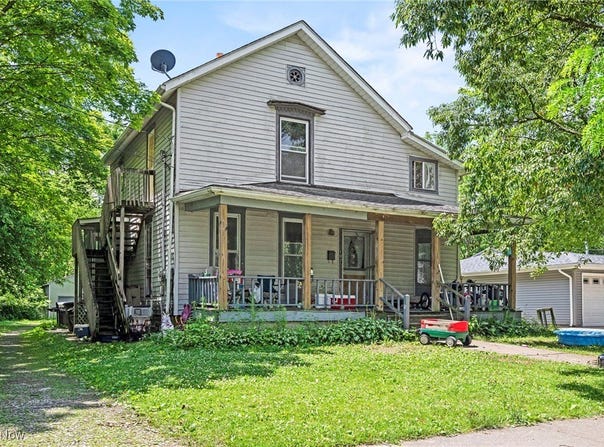 107 Groveland Street, Oberlin, OH 44074