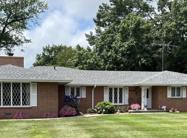 319 S 5Th Street, Humeston, IA 50123