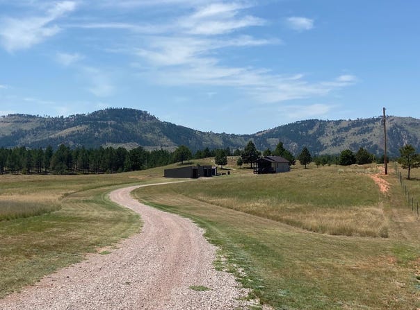 25701 Mountain Drive, Edgemont, SD 57735