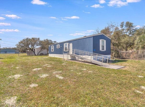 156 Sweet Bay Drive, ROCKPORT(HOLIDAY BEACH), TX 78282