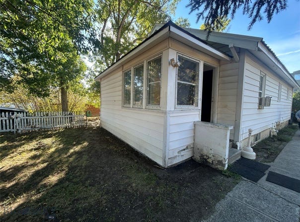 1427 W Crawford, Livingston, MT 59047