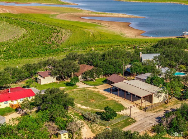 216 Wheat Circle, Blackwell, TX 79506
