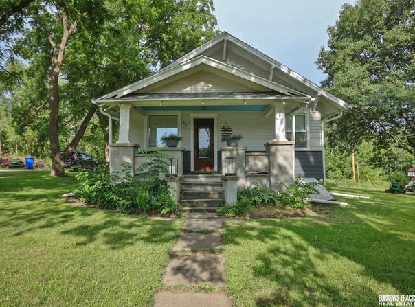 301 N 2nd Street, Dunbar, NE 68346