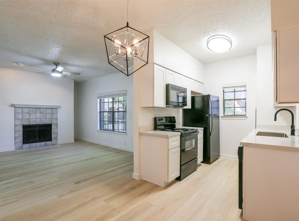 203 E 31st ST, Austin, TX 78705