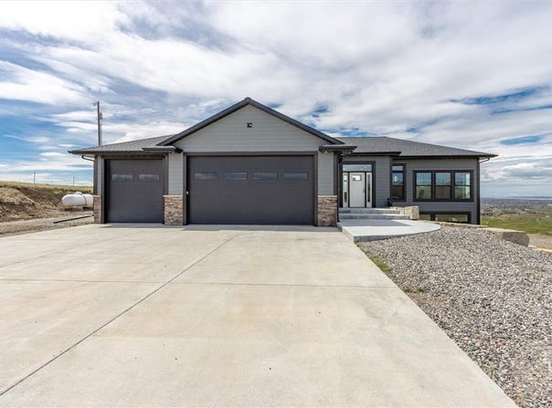 504 Elephant Butte Ln, Billings, MT 59101